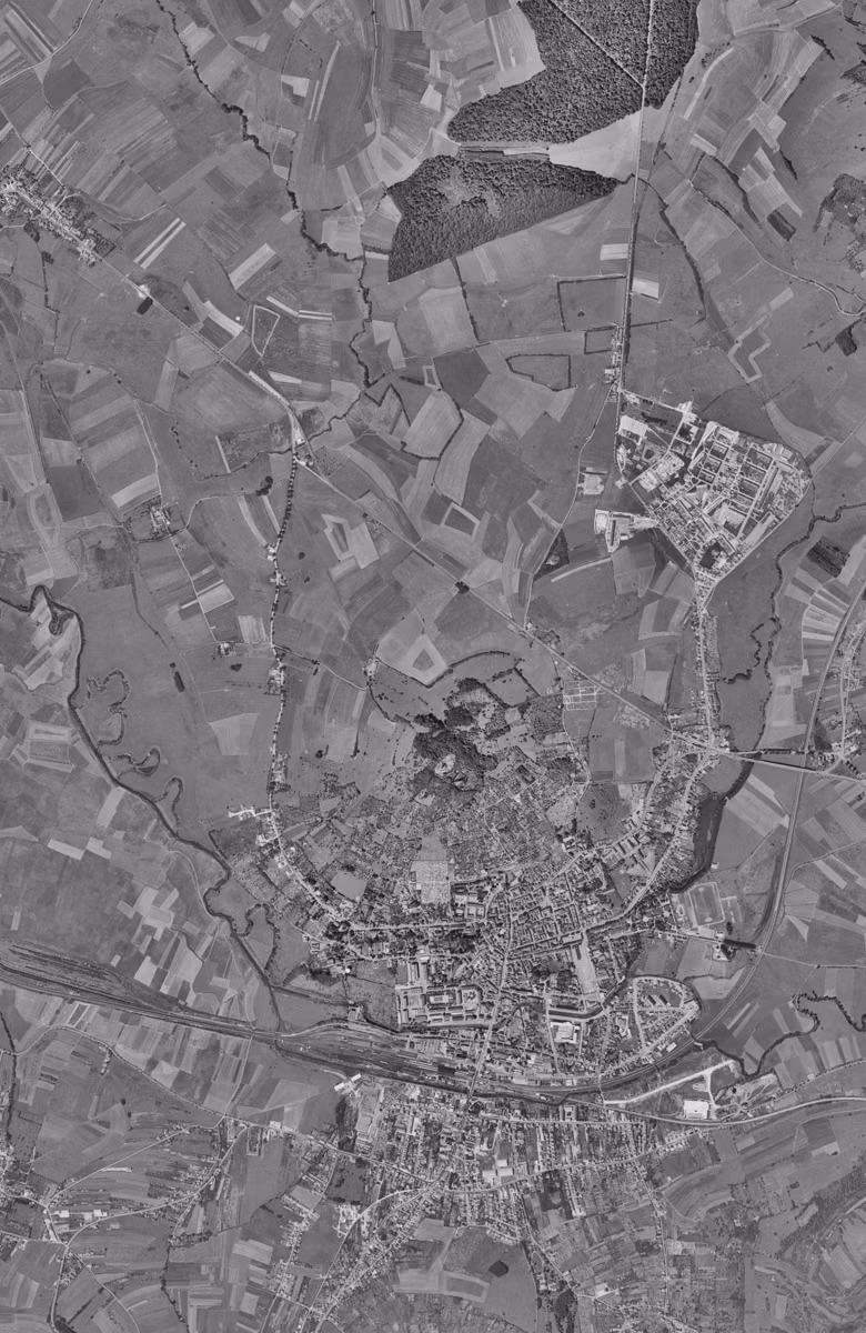 Vesoul en 1961, le territoire vu du ciel, au même cadrage