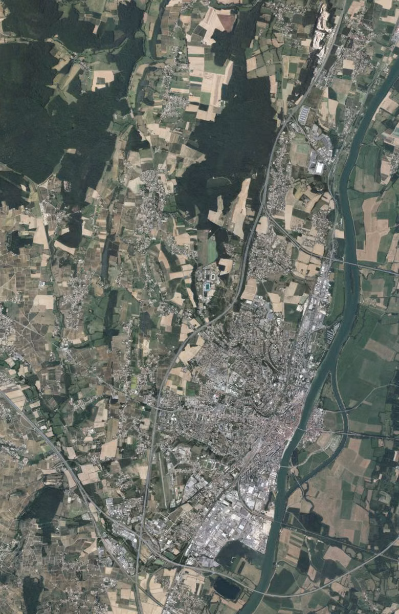 Mâcon aujourd'hui, le territoire vu du ciel