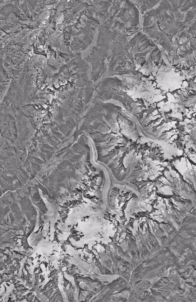 Chamonix-Mont-Blanc en 1952, le territoire vu du ciel, au même cadrage