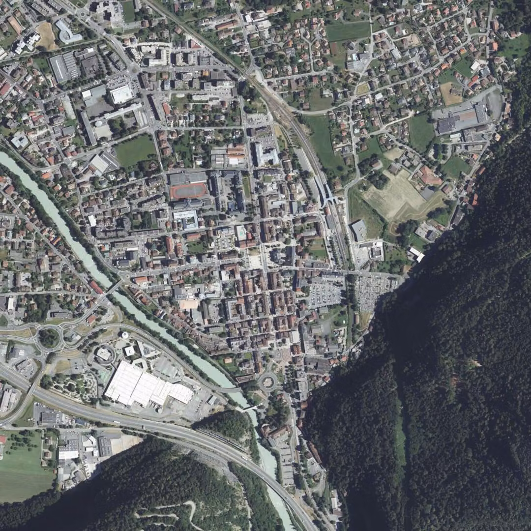 Cluses aujourd'hui, le centre vu du ciel