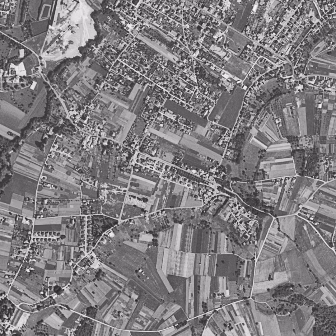 Gaillard en 1961, le centre vu du ciel, au même cadrage