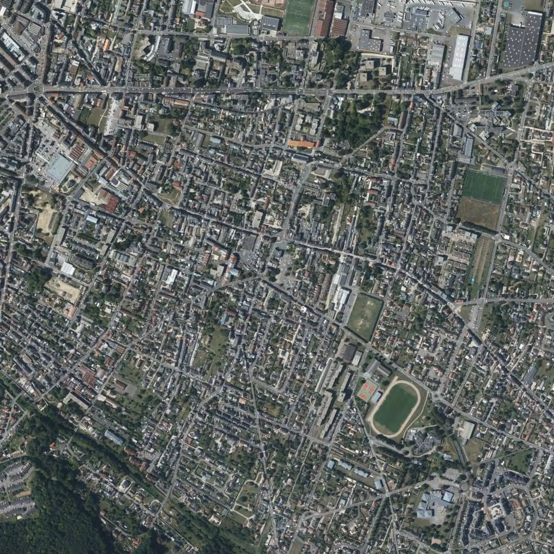 Caudebec-lès-Elbeuf aujourd'hui, le centre vu du ciel