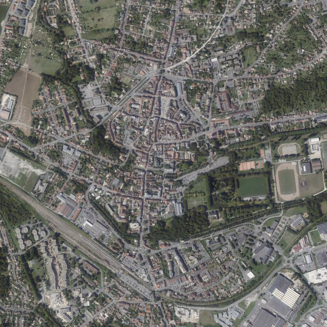 Coulommiers aujourd'hui, le centre vu du ciel