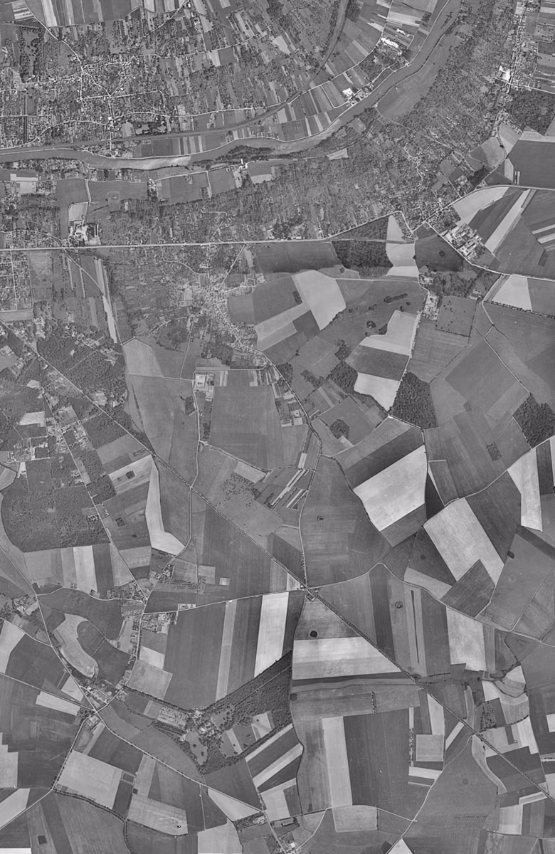 Montévrain en 1949, le territoire vu du ciel, au même cadrage