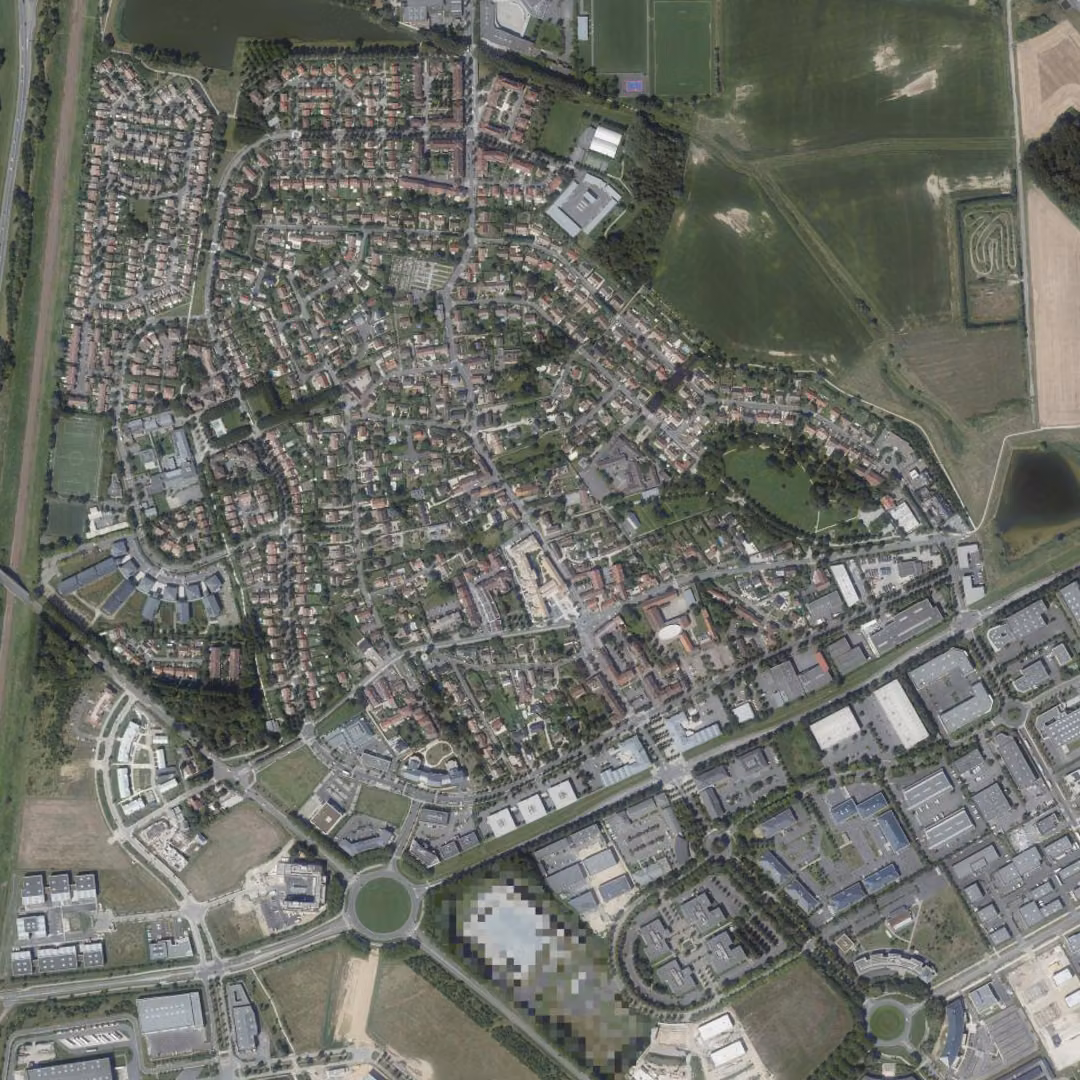 Serris aujourd'hui, le centre vu du ciel