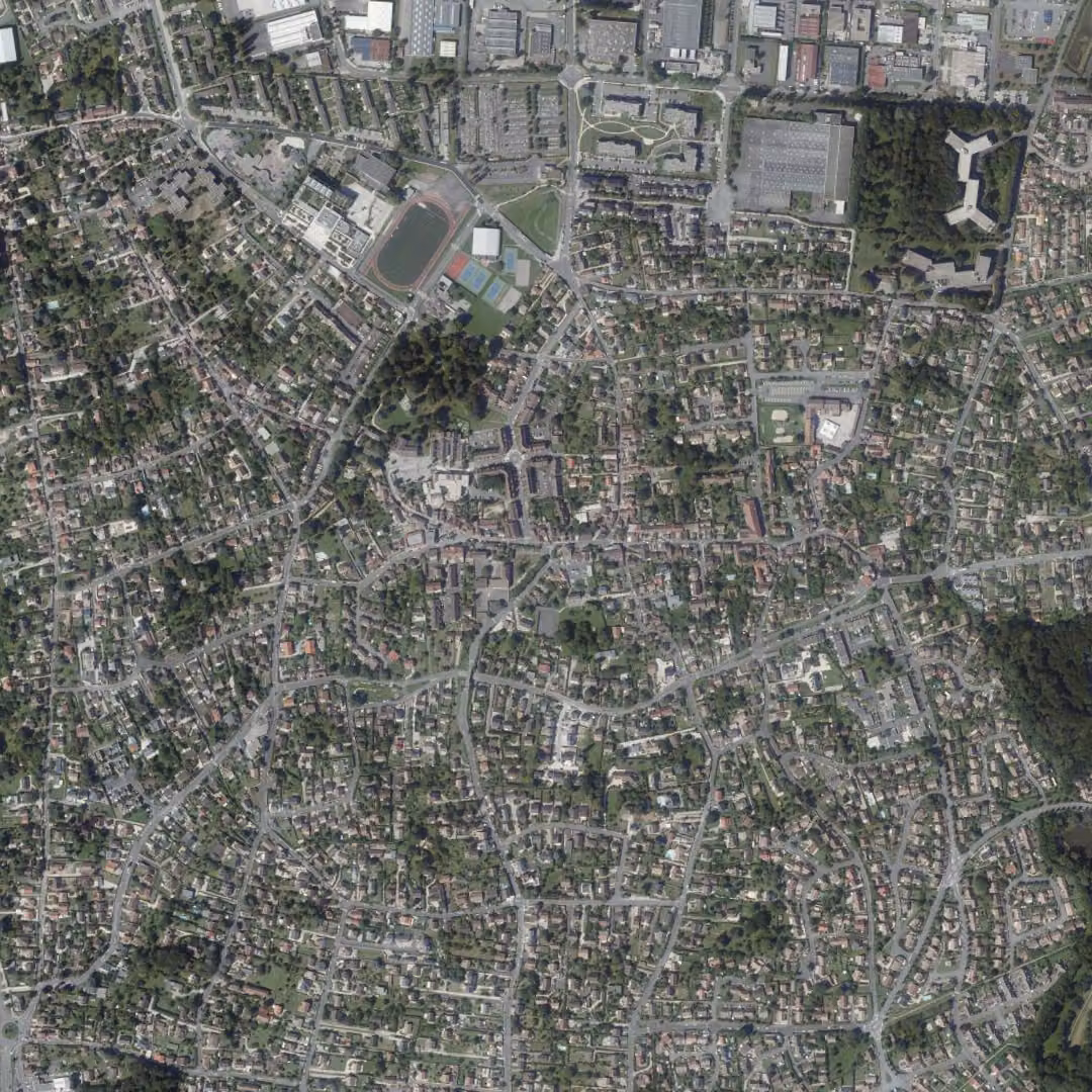 Vaux-le-Pénil aujourd'hui, le centre vu du ciel