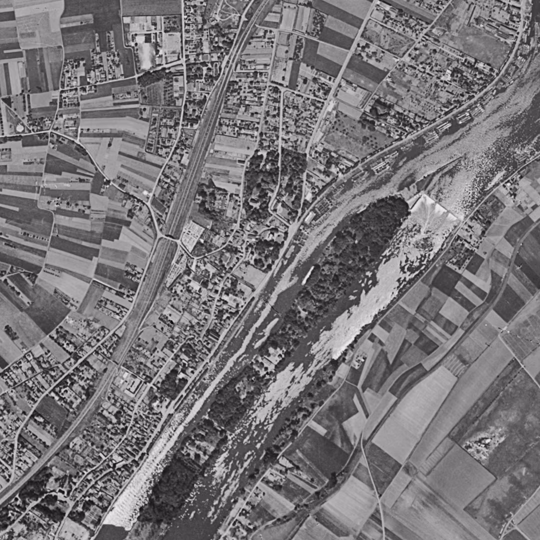 Andrésy en 1949, le centre vu du ciel, au même cadrage