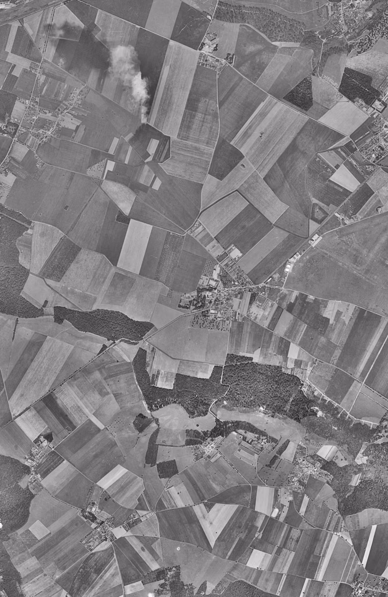 Voisins-le-Bretonneux en 1949, le territoire vu du ciel, au même cadrage