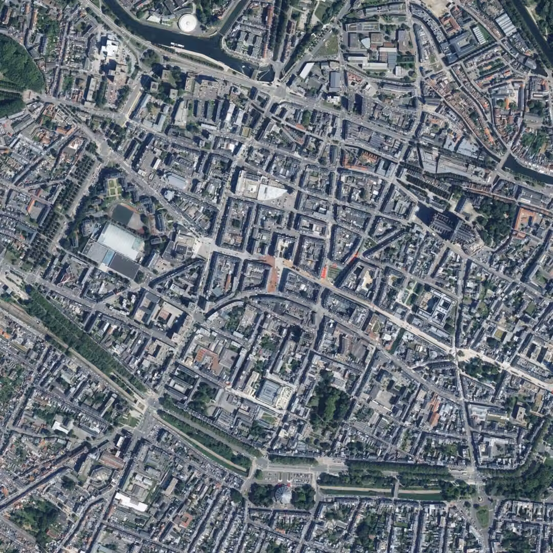 Amiens aujourd'hui, le centre vu du ciel