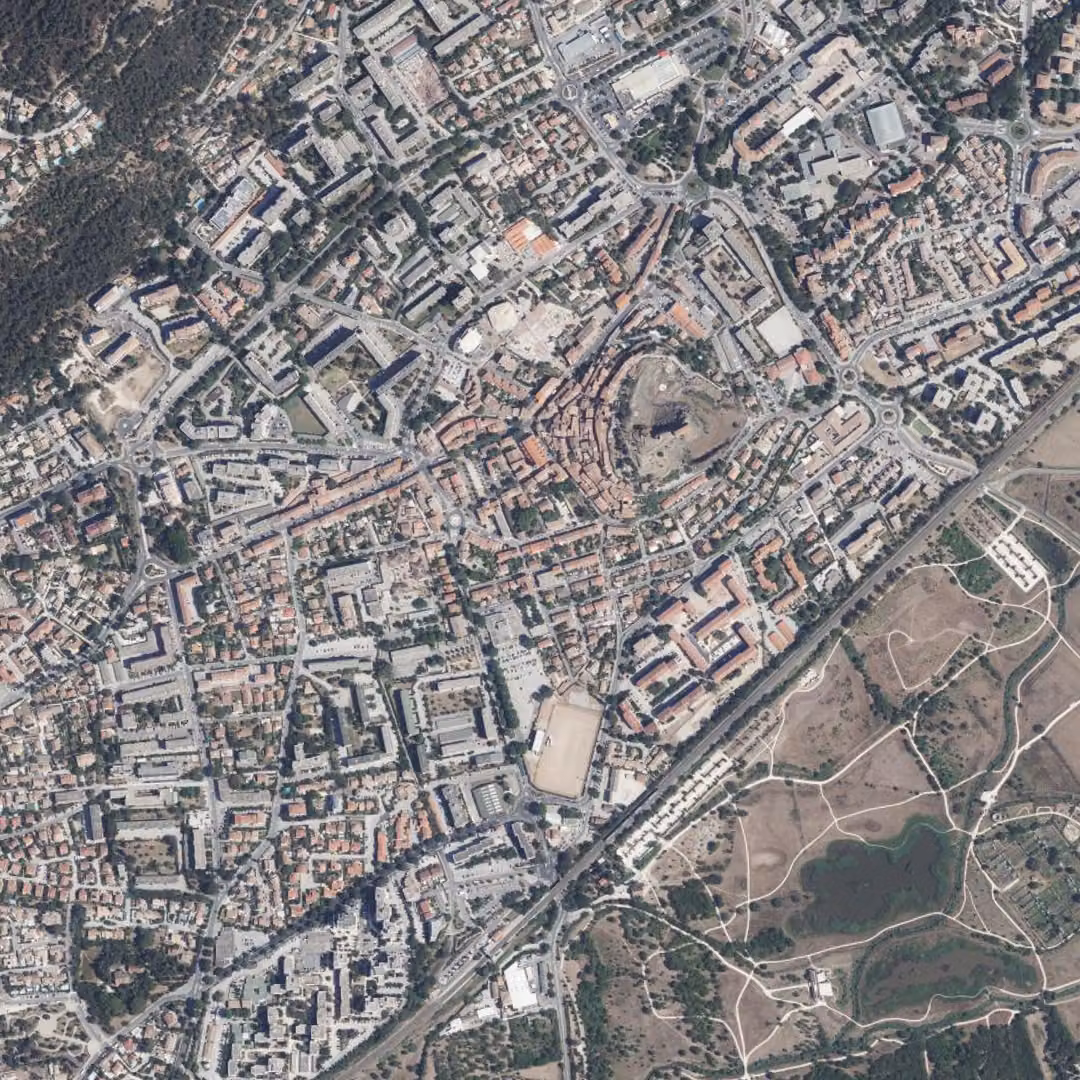 La Garde aujourd'hui, le centre vu du ciel