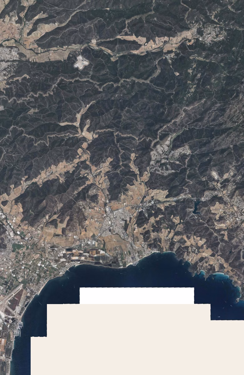 La Londe-les-Maures aujourd'hui, le territoire vu du ciel