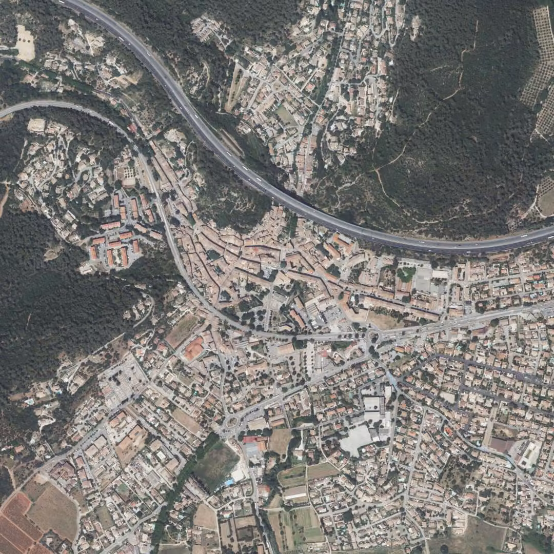 Le Luc aujourd'hui, le centre vu du ciel