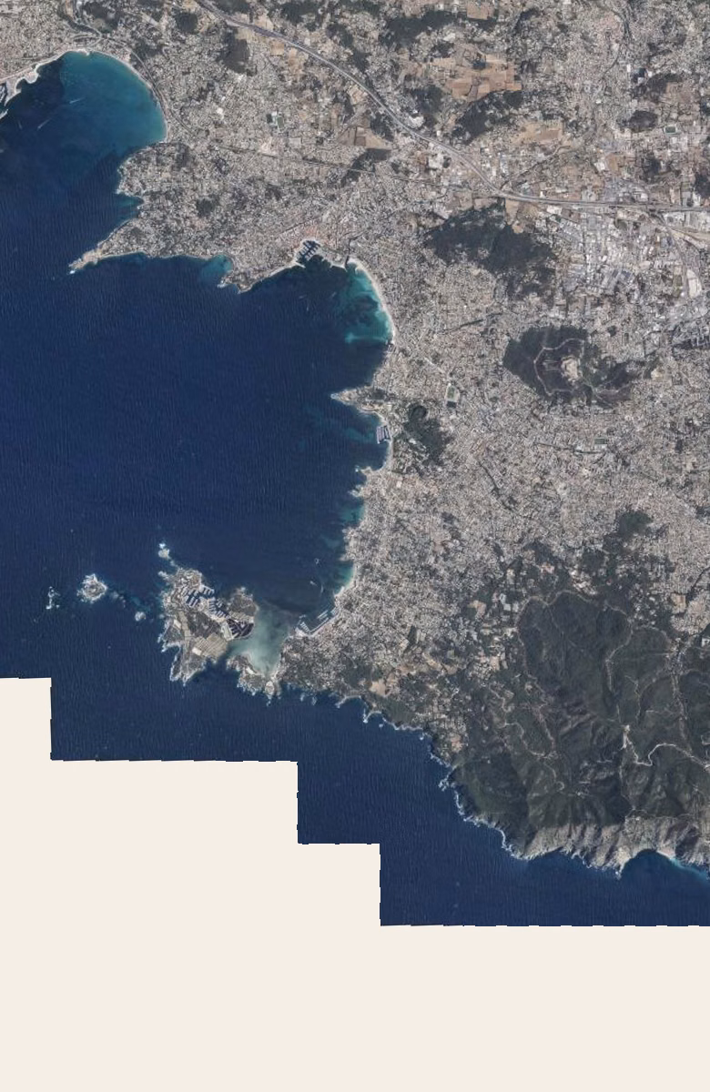 Six-Fours-les-Plages aujourd'hui, le territoire vu du ciel