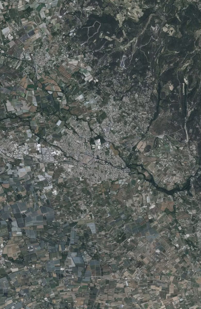 L'Isle-sur-la-Sorgue aujourd'hui, le territoire vu du ciel