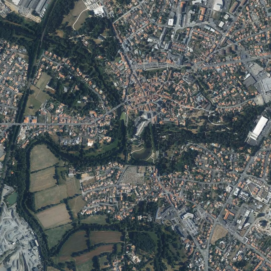 Montaigu-Vendée aujourd'hui, le centre vu du ciel