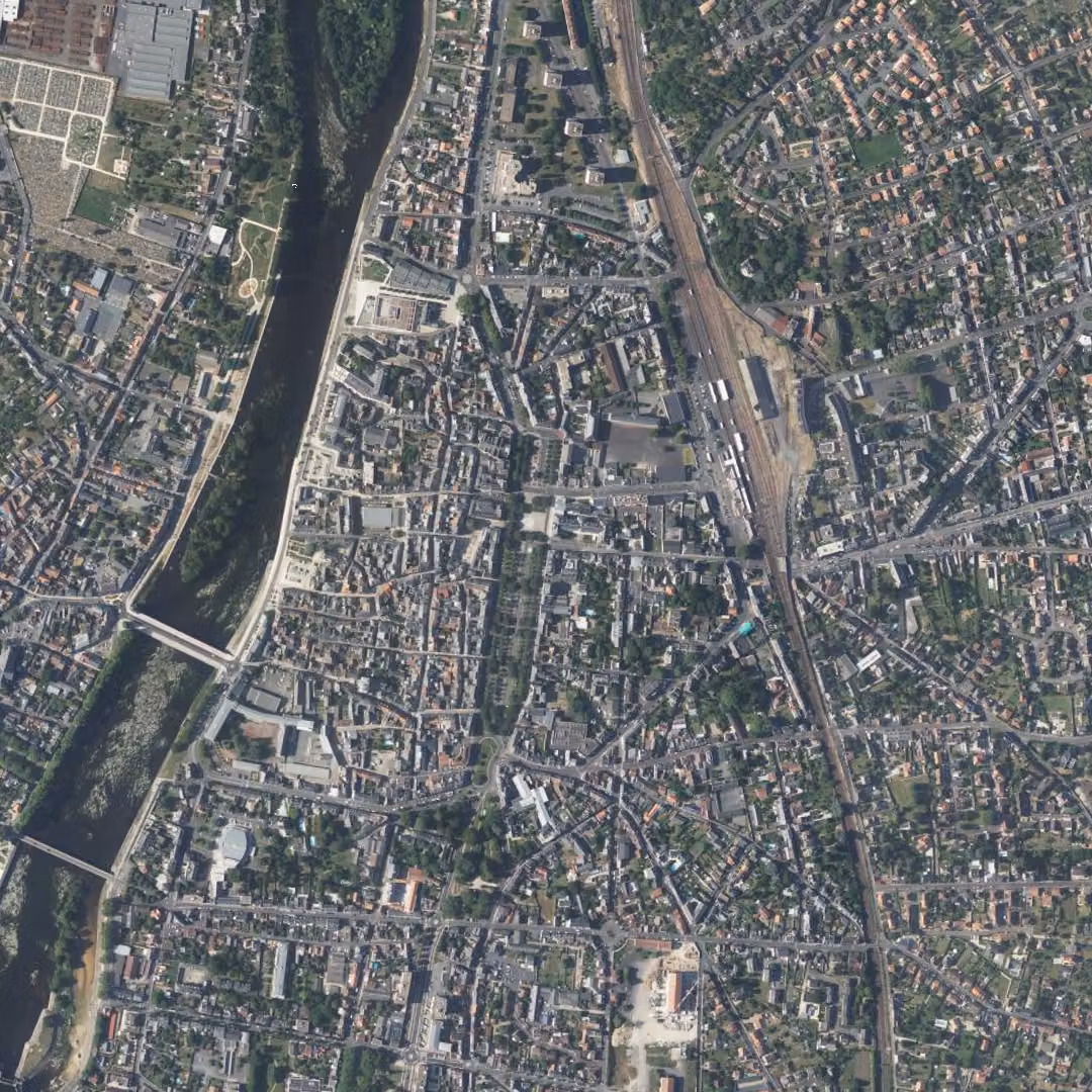Châtellerault aujourd'hui, le centre vu du ciel