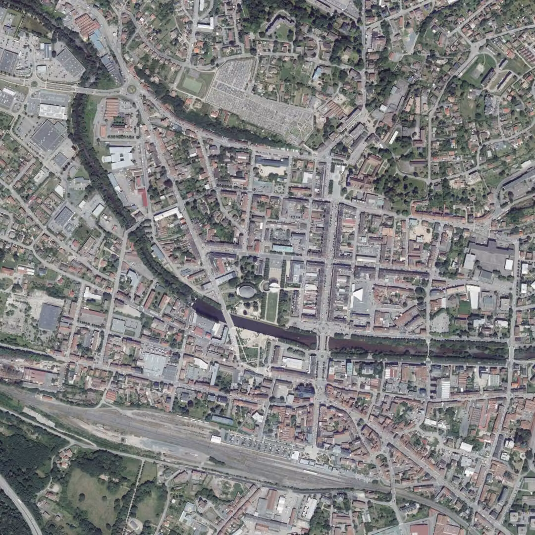 Saint-Dié-des-Vosges aujourd'hui, le centre vu du ciel
