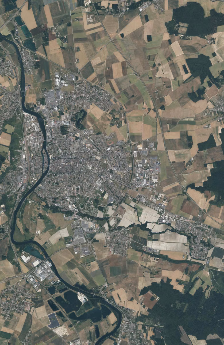Sens aujourd'hui, le territoire vu du ciel