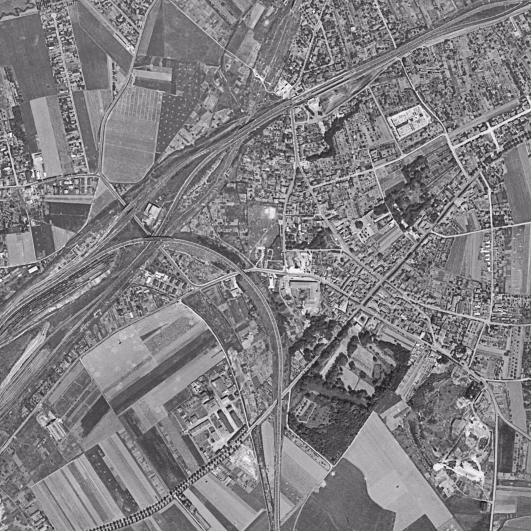 Massy en 1949, le centre vu du ciel, au même cadrage