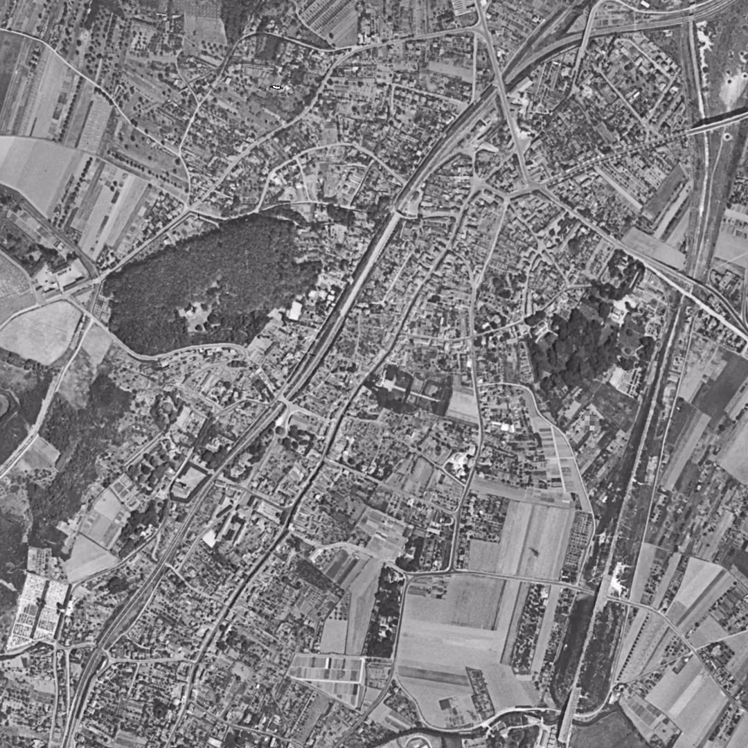 Palaiseau en 1949, le centre vu du ciel, au même cadrage