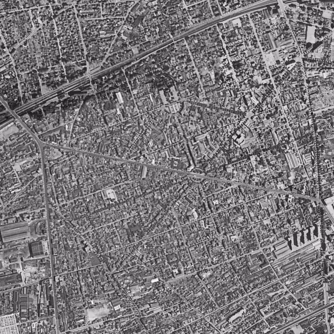 La Garenne-Colombes en 1949, le centre vu du ciel, au même cadrage