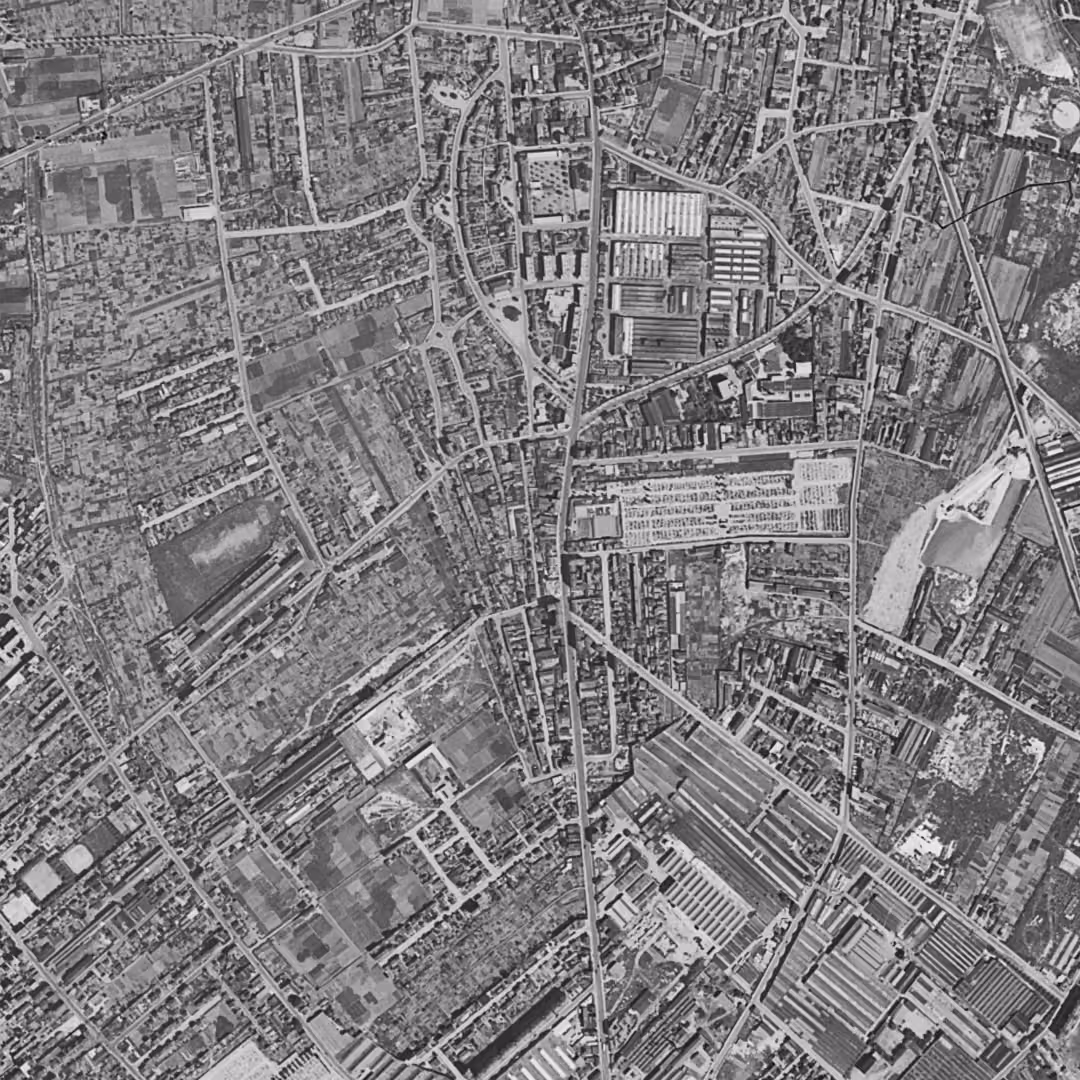 Gennevilliers en 1949, le centre vu du ciel, au même cadrage