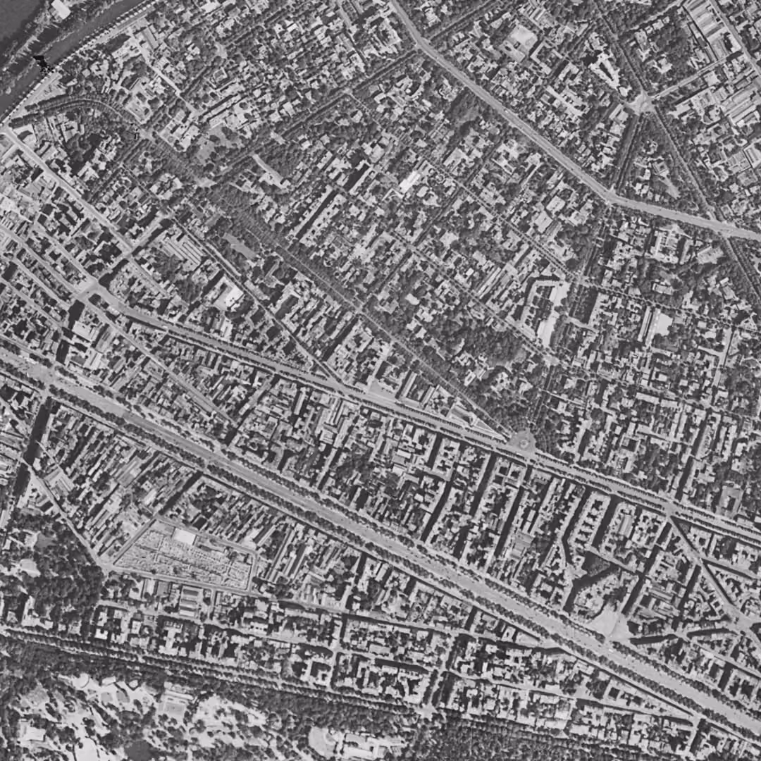 Neuilly-sur-Seine en 1949, le centre vu du ciel, au même cadrage
