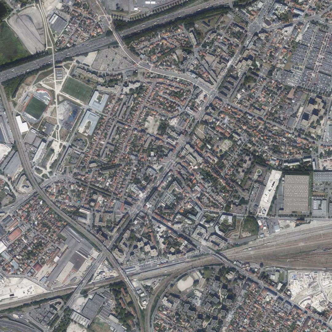 Le Bourget aujourd'hui, le centre vu du ciel