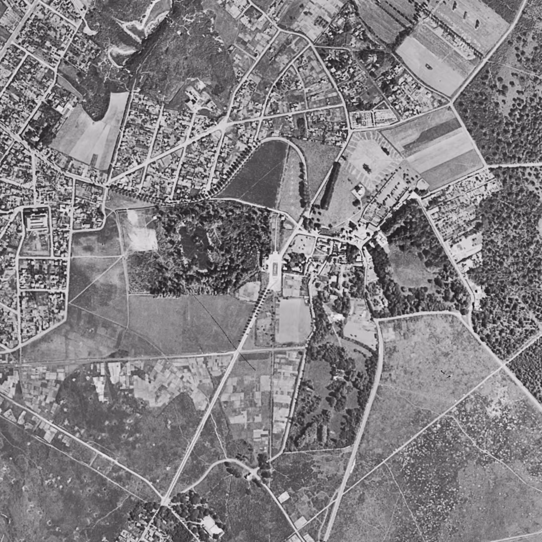 Clichy-sous-Bois en 1949, le centre vu du ciel, au même cadrage