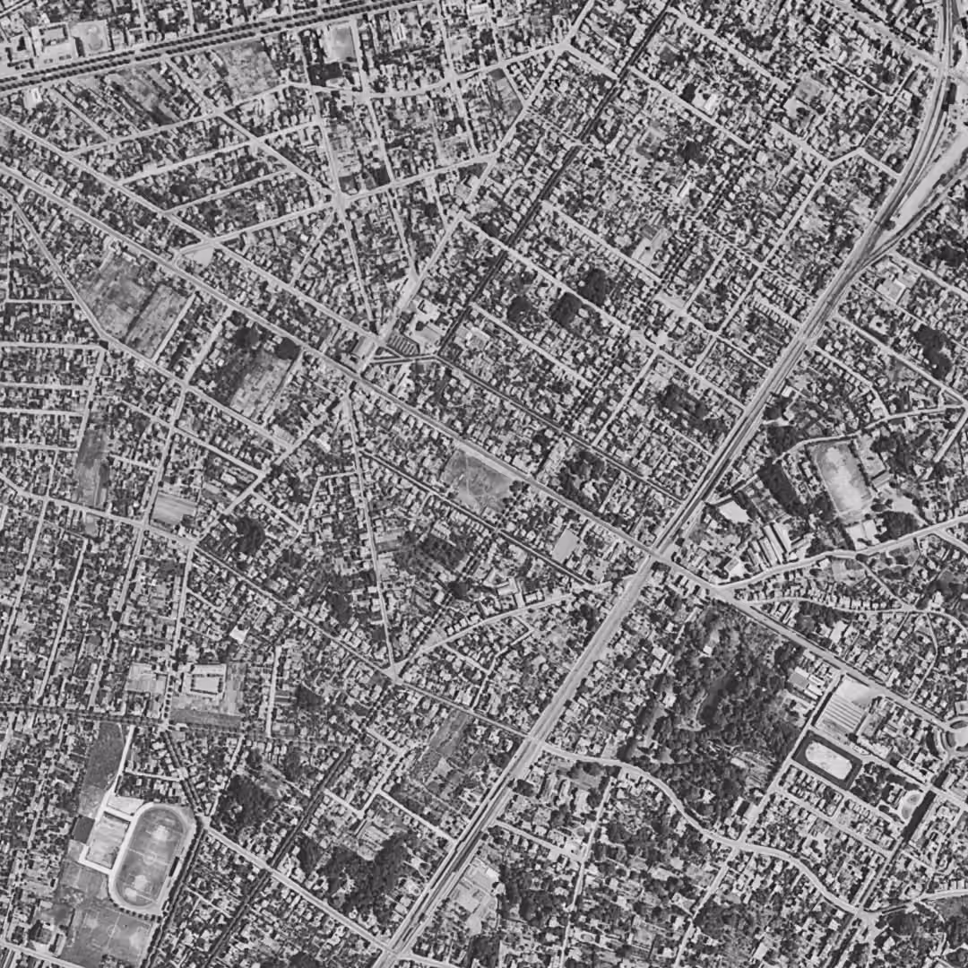 Les Pavillons-sous-Bois en 1949, le centre vu du ciel, au même cadrage