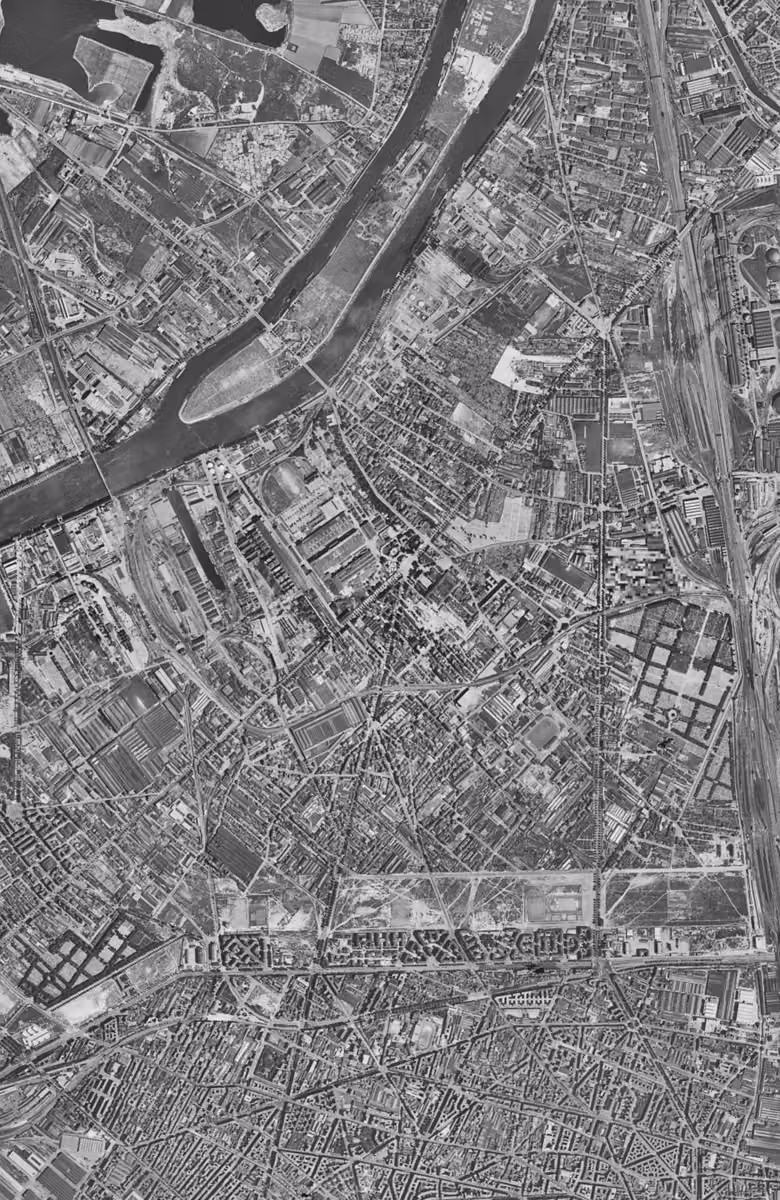 Saint-Ouen-sur-Seine en 1949, le territoire vu du ciel, au même cadrage