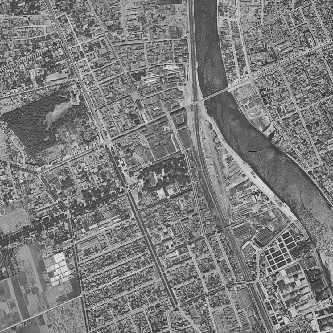 Choisy-le-Roi en 1949, le centre vu du ciel, au même cadrage