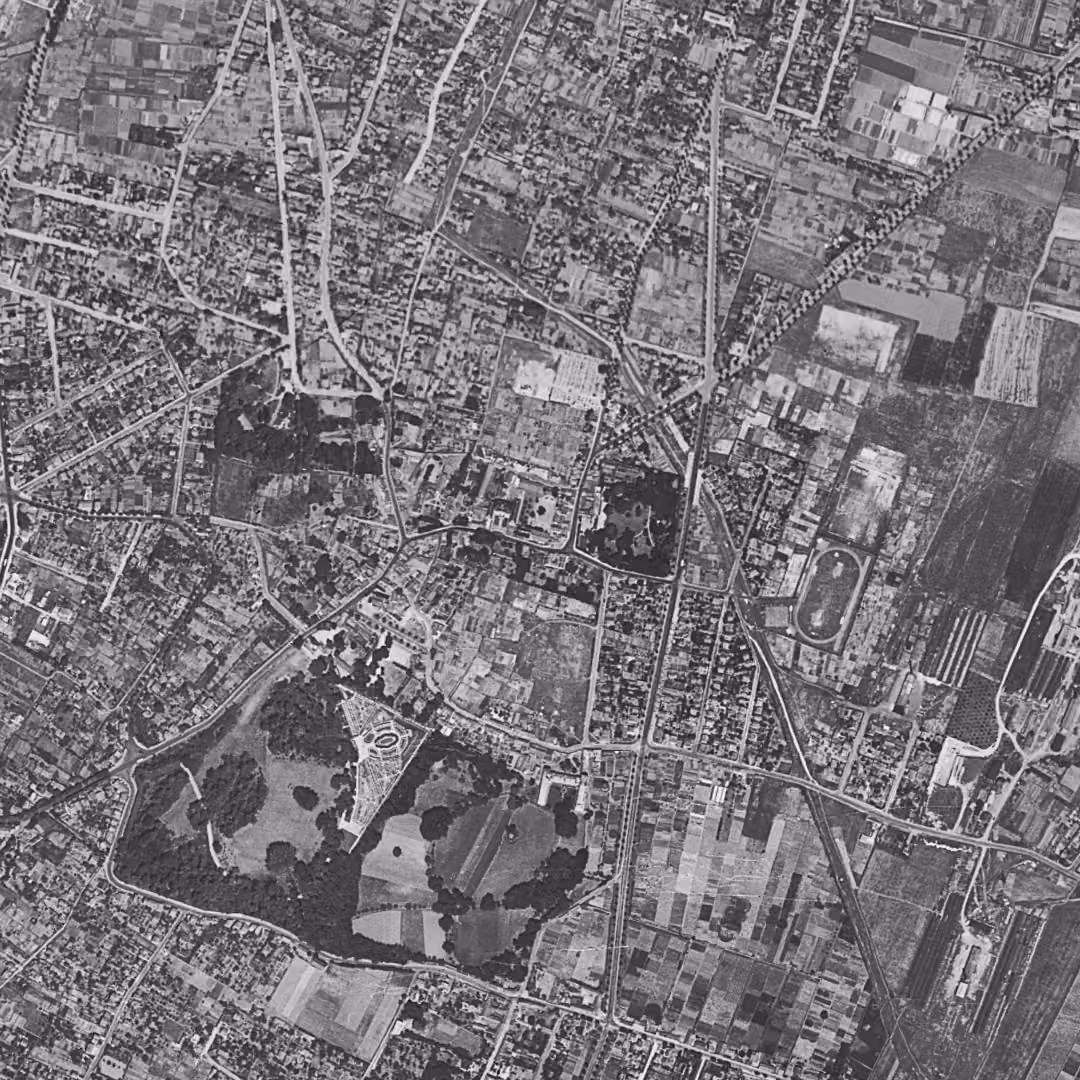 L'Haÿ-les-Roses en 1949, le centre vu du ciel, au même cadrage