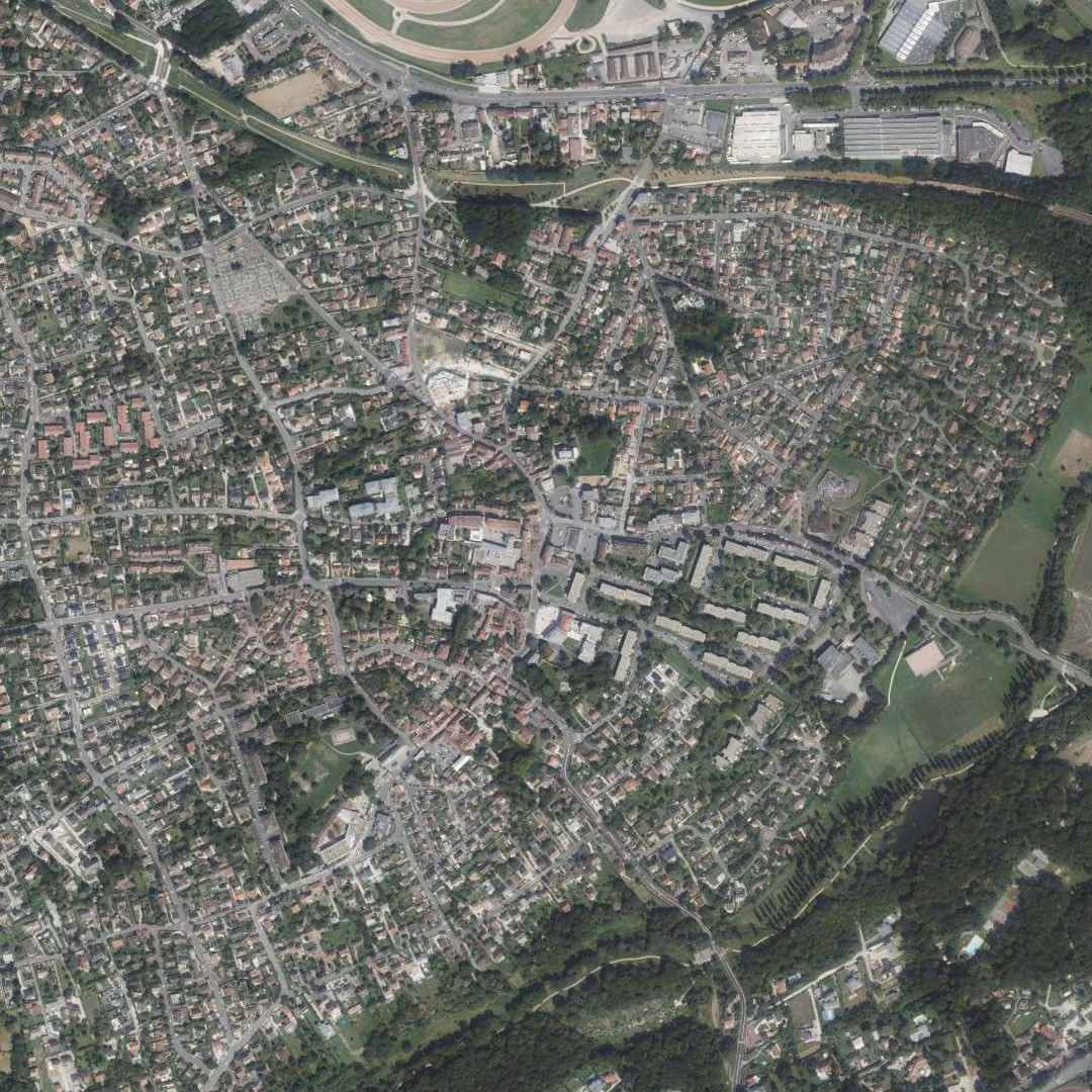 Villecresnes aujourd'hui, le centre vu du ciel