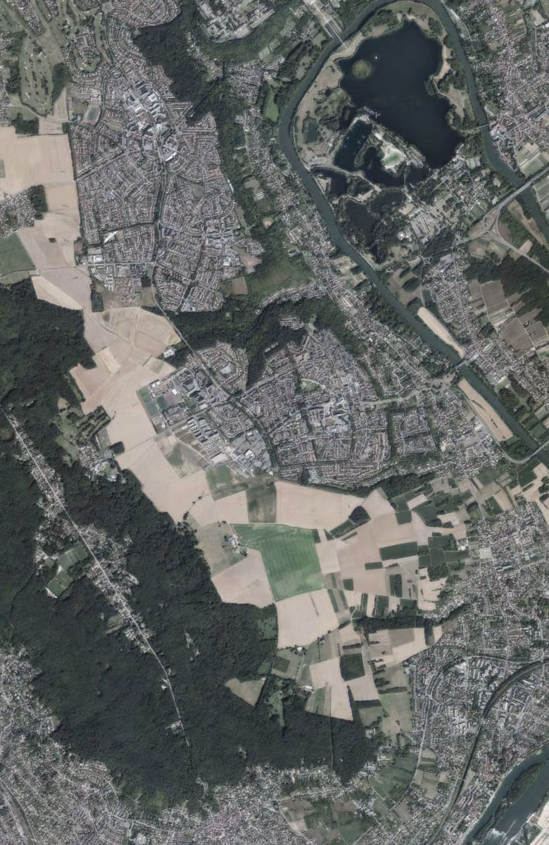 Jouy-le-Moutier aujourd'hui, le territoire vu du ciel