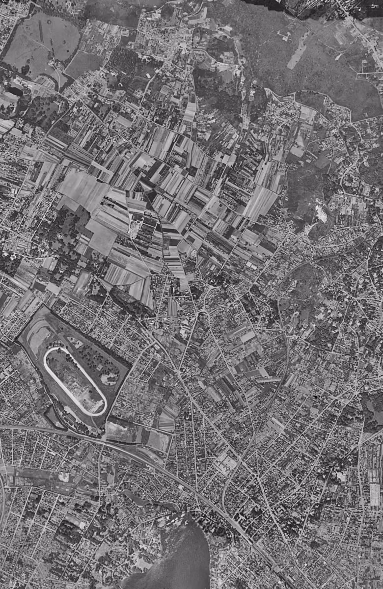 Soisy-sous-Montmorency en 1949, le territoire vu du ciel, au même cadrage
