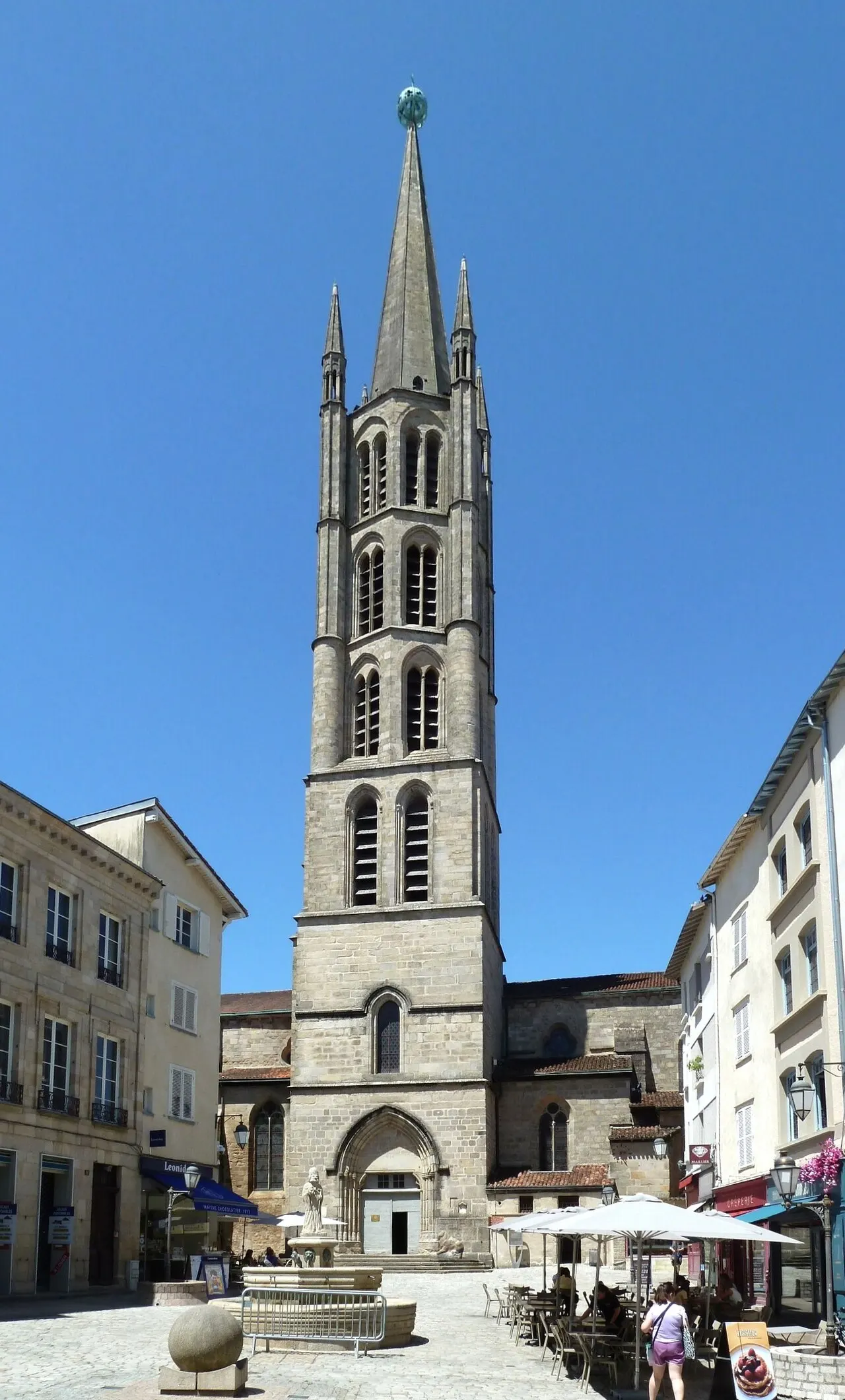 Basilique Saint-Michel-des-Lions