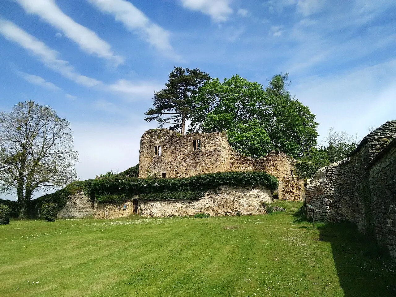 Le Vieux Château
