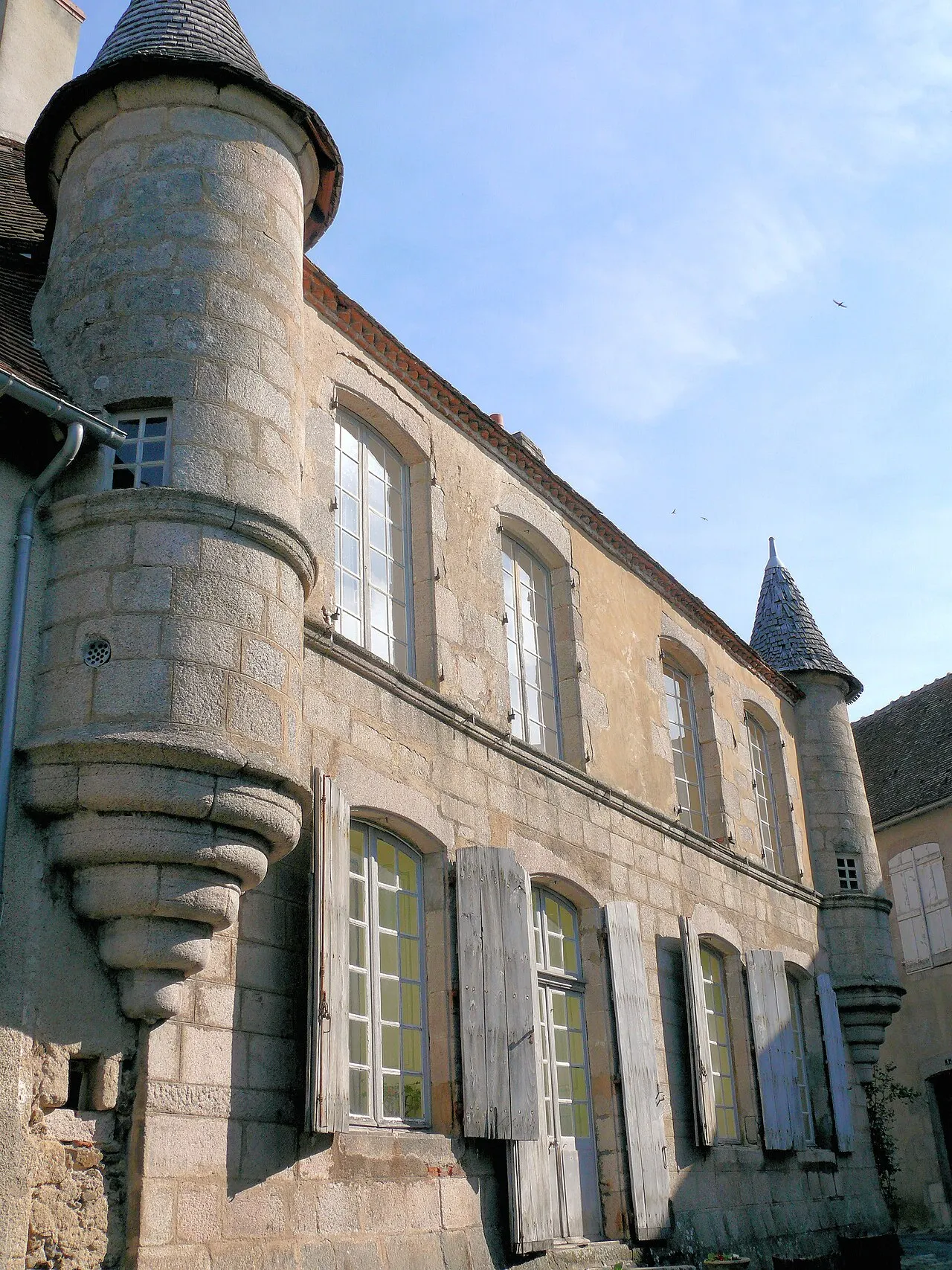 Maison à Tourelles