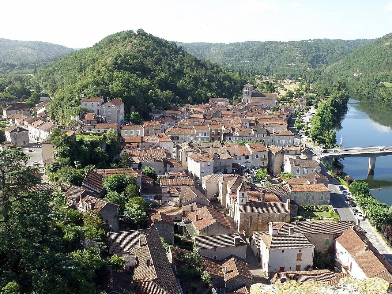 Luzech