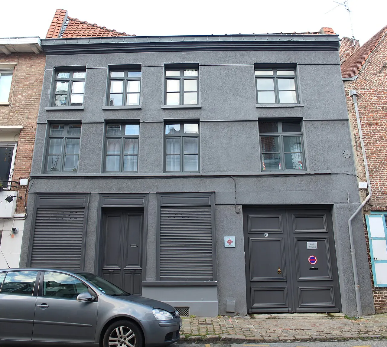 Maison de fond de cour