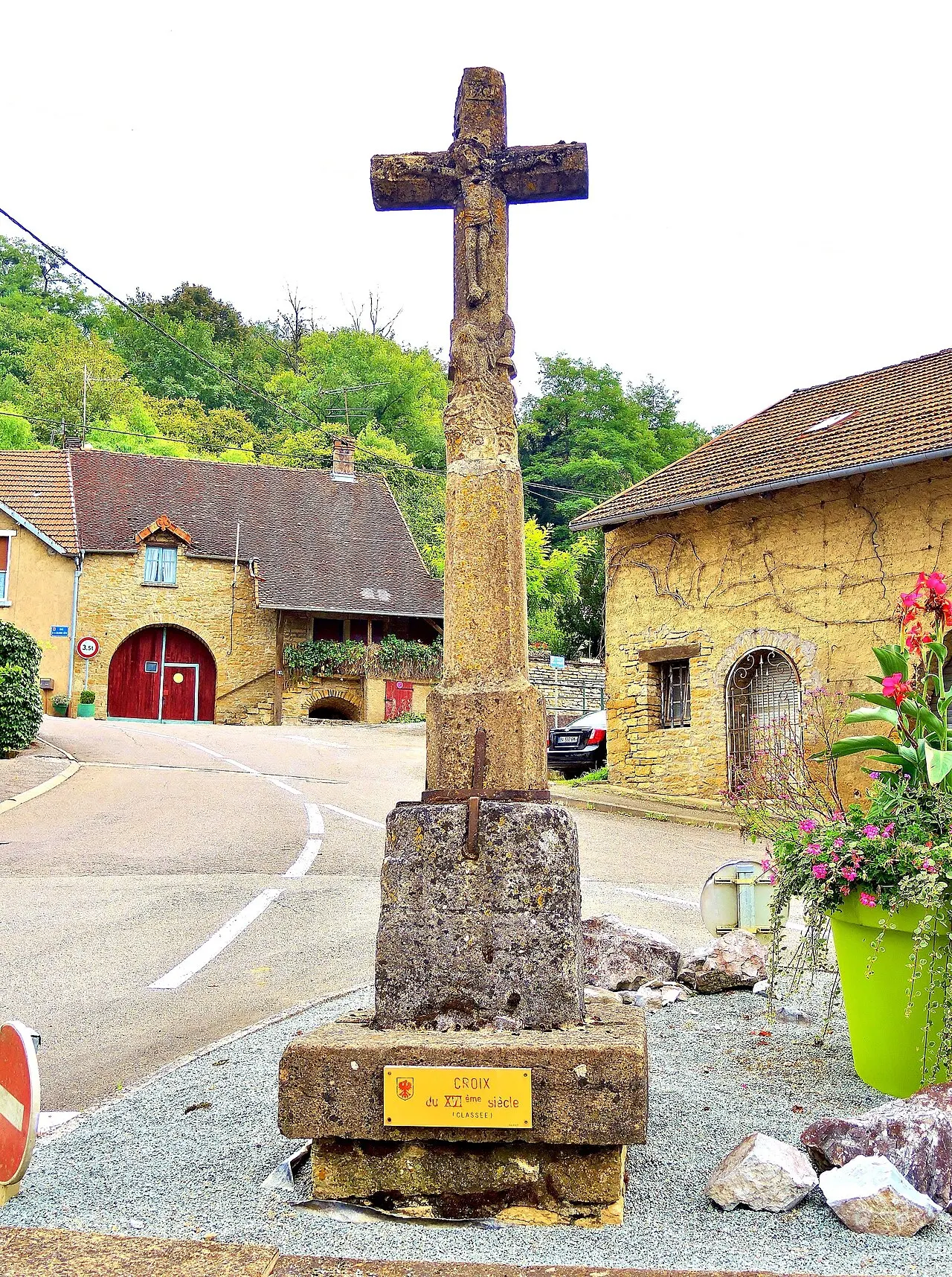 Croix du bas de la Grande Côte, appelée croix du carrefour de la gendarmerie