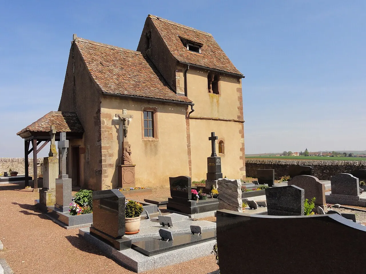Cimetière et sa chapelle
