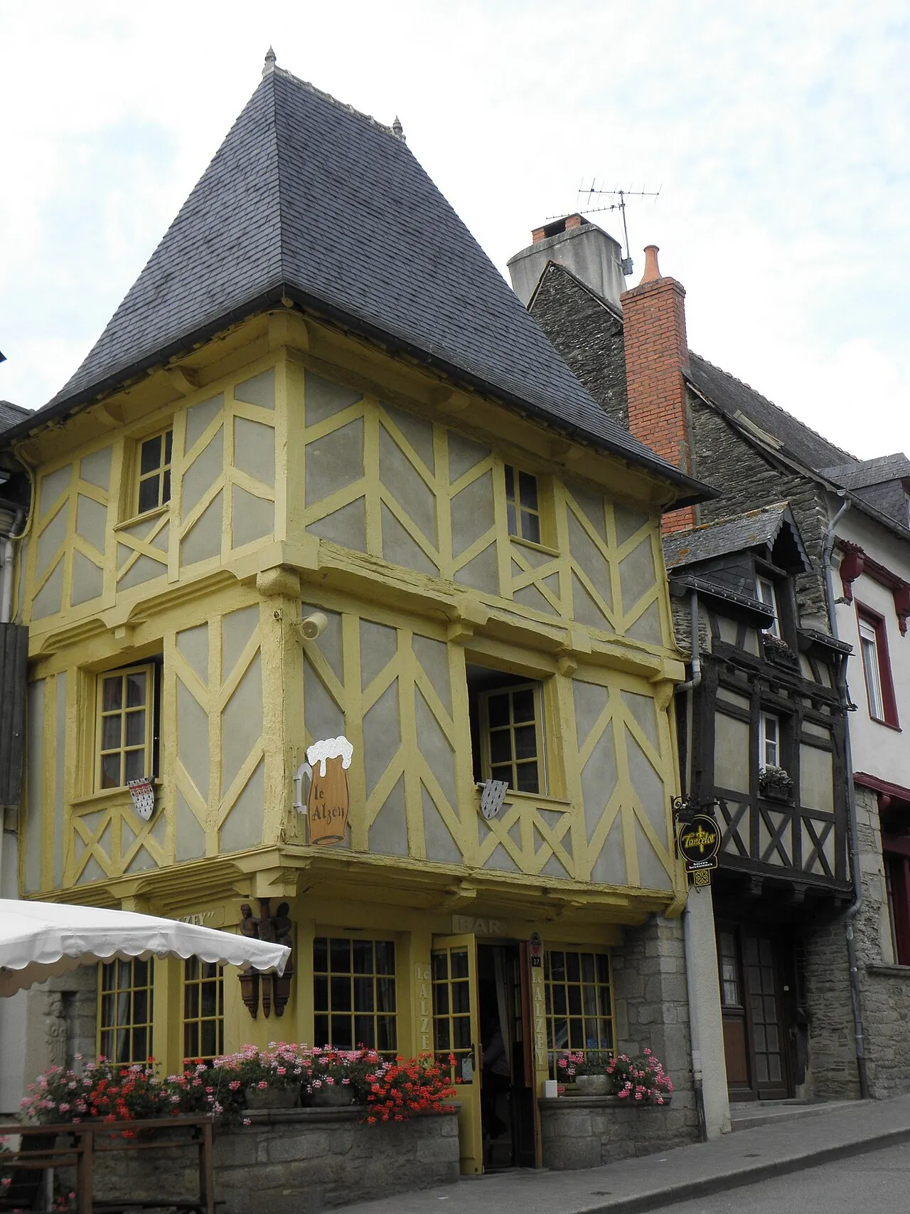 Le Alzey