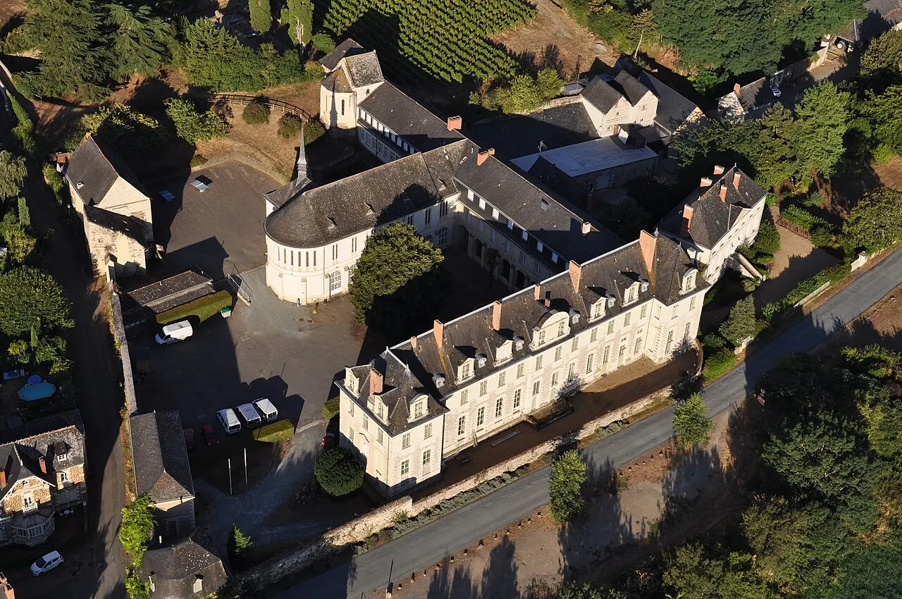 Ancienne abbaye bénédictine Saint-Maur de Glanfeuil