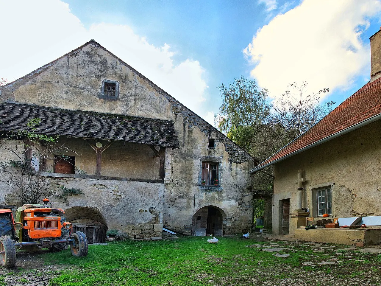 Maison Vigneronne