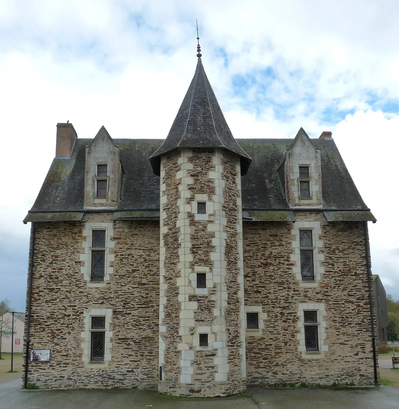 Logis de Bellebranche