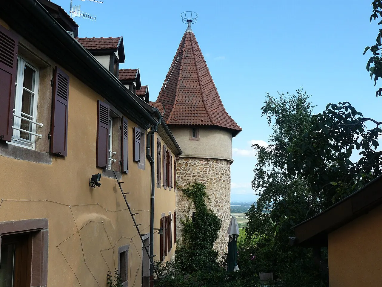 Vestiges de l’enceinte fortifiée urbaine