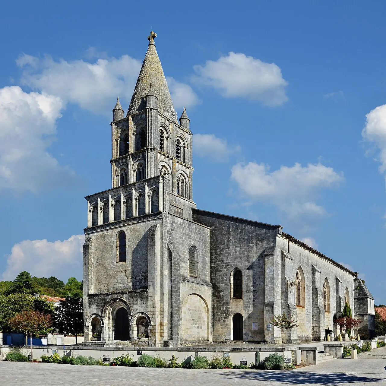 Église Saint-Pierre