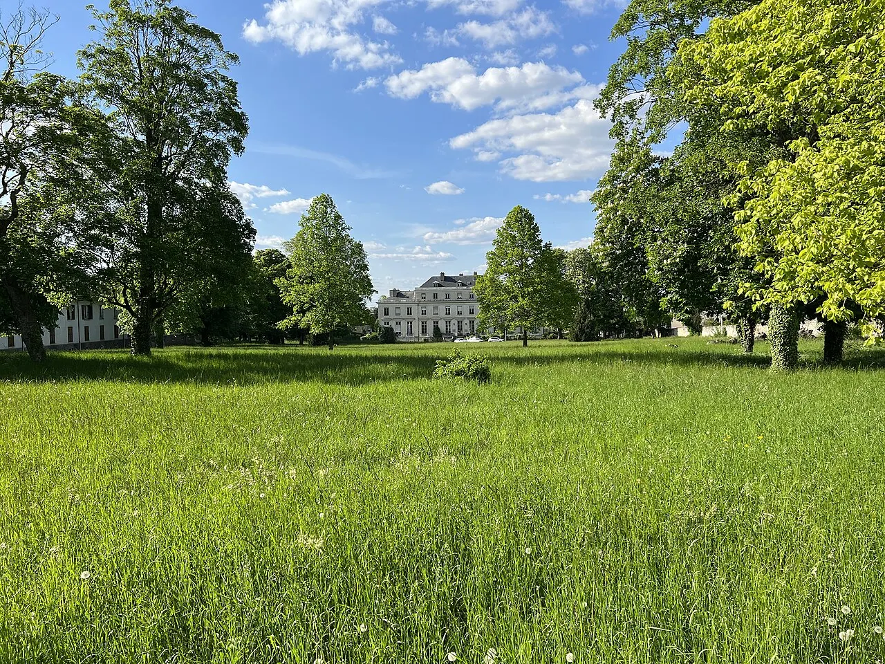 Parc Hôpital Émile Roux